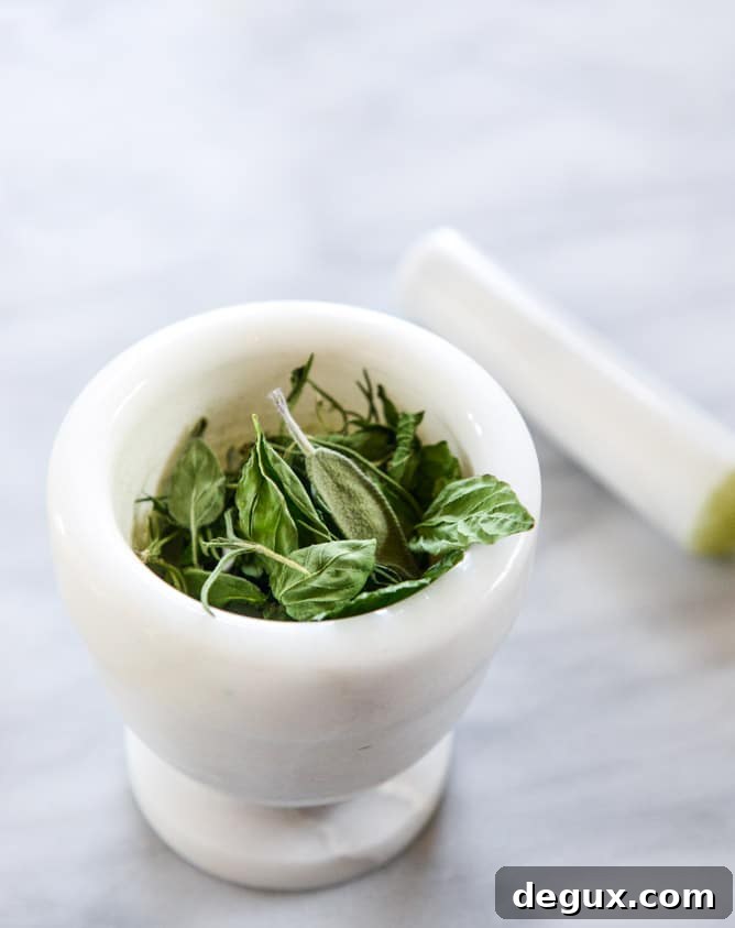 DIY garden herb salt I howsweeteats.com