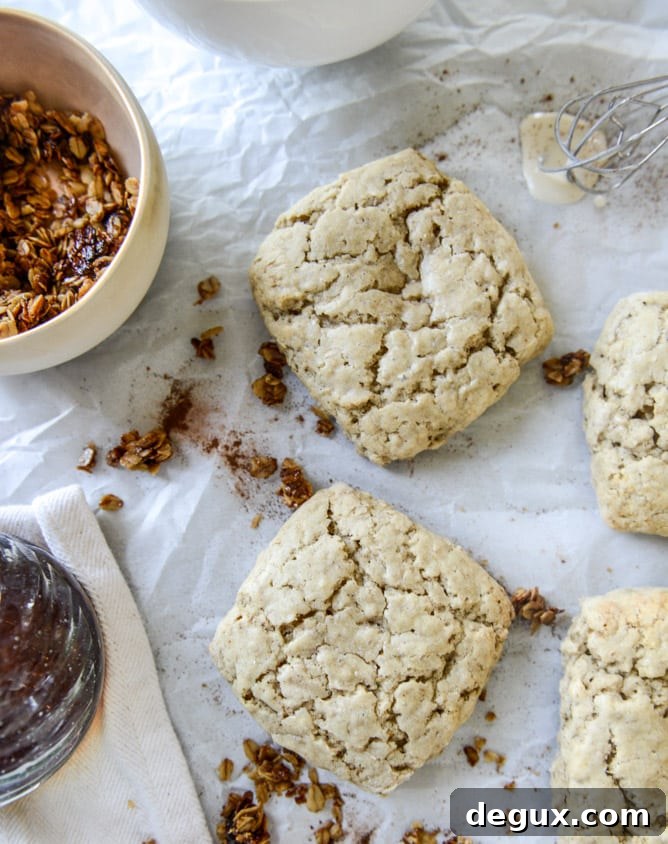 oatmeal crunch scones with maple glaze I howsweeteats.com