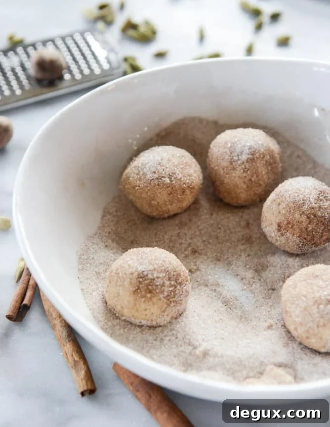 chewy chai snickerdoodles I howsweeteats.com