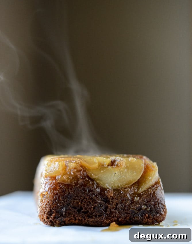 Caramelized Pear Upside-Down Bread Recipe for Fall Baking 2 caramelized upside down pear bread I howsweeteats.com