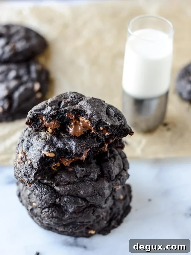 double dark chocolate peanut butter cup cookies I howsweeteats.com