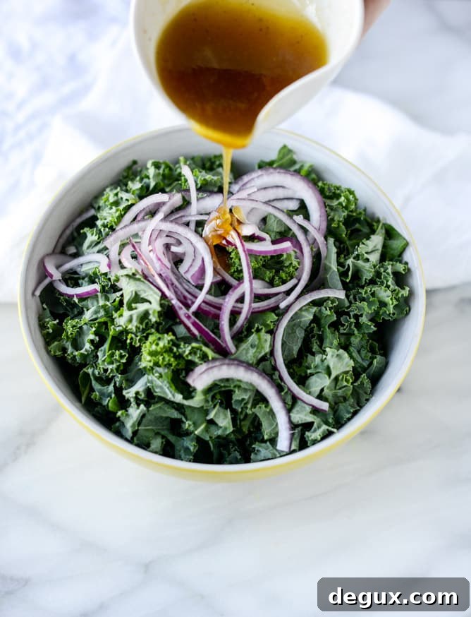 crunchy cashew kale salad I howsweeteats.com