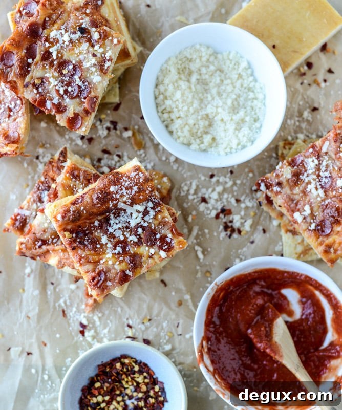 Pepperoni Puff Pastry Pizza Bites: Quick Party Appetizer 6 super easy pepperoni pizza puff pastry I howsweeteats.com
