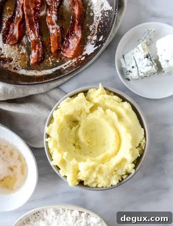 bacon blue cheese mashed potato waffles I howsweeteats.com
