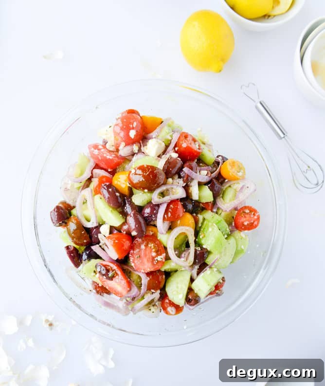 easy menu planning! 154 lightened up meals from the new year. 22 weeks worth of dinner ideas! I howsweeteats.com