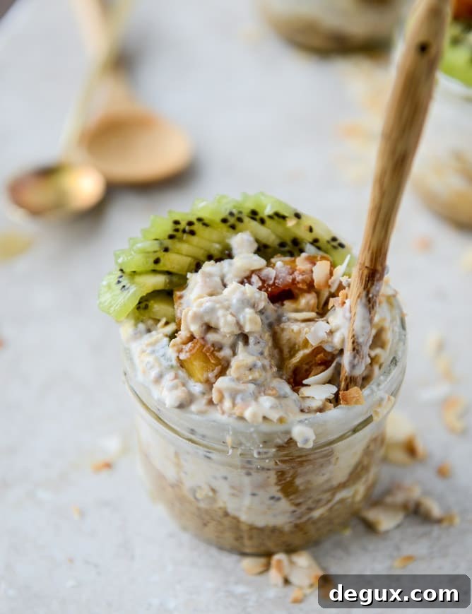toasted coconut overnight oats I howsweeteats.com
