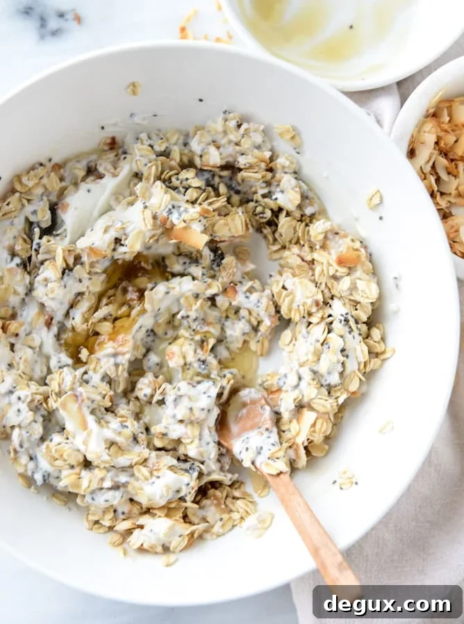 Toasted Coconut Overnight Oats Recipe for Creamy Make-Ahead Breakfast 4 toasted coconut overnight oats I howsweeteats.com