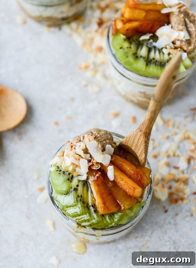 toasted coconut overnight oats I howsweeteats.com