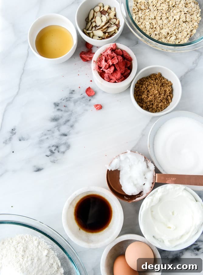 greek yogurt doughnuts with strawberry stovetop granola I howsweeteats.com