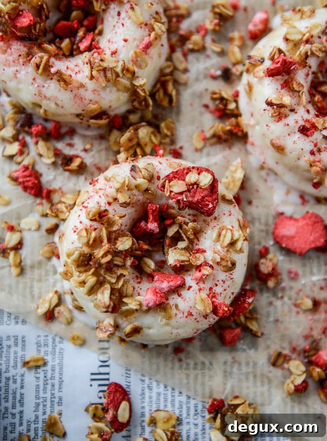 greek yogurt doughnuts with strawberry stovetop granola I howsweeteats.com