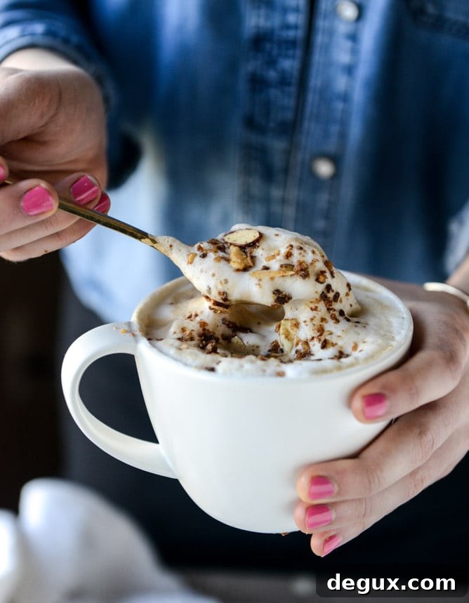 how to make an oatmeal latte I howsweeteats.com