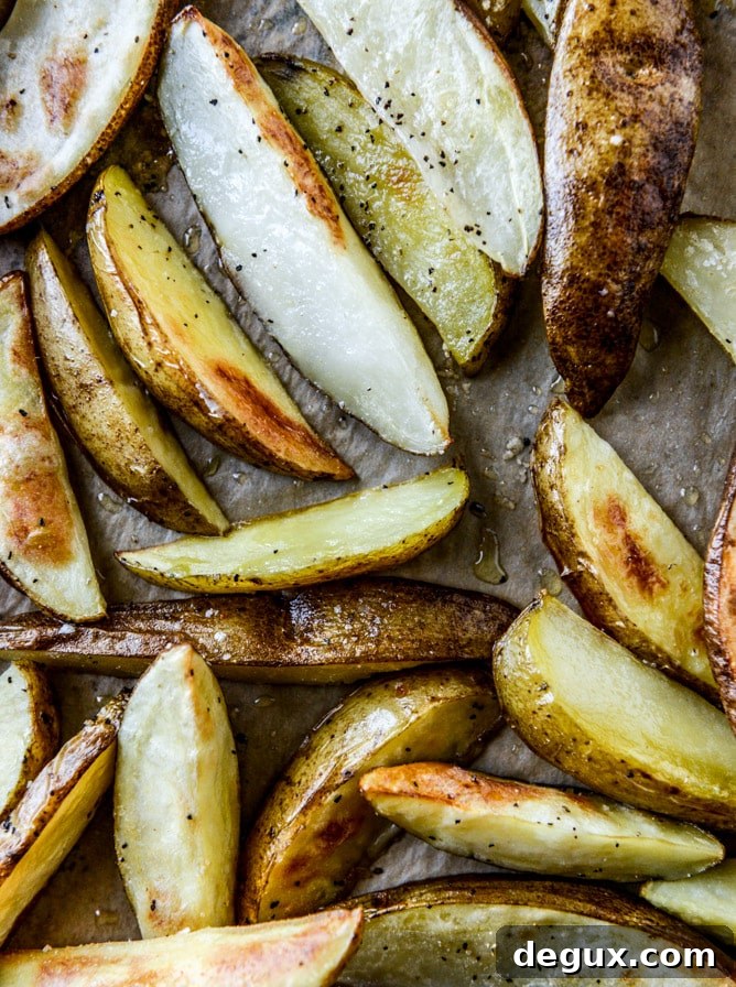 crispy roasted potato wedges with lentils, squash and goat cheese I howsweeteats.com