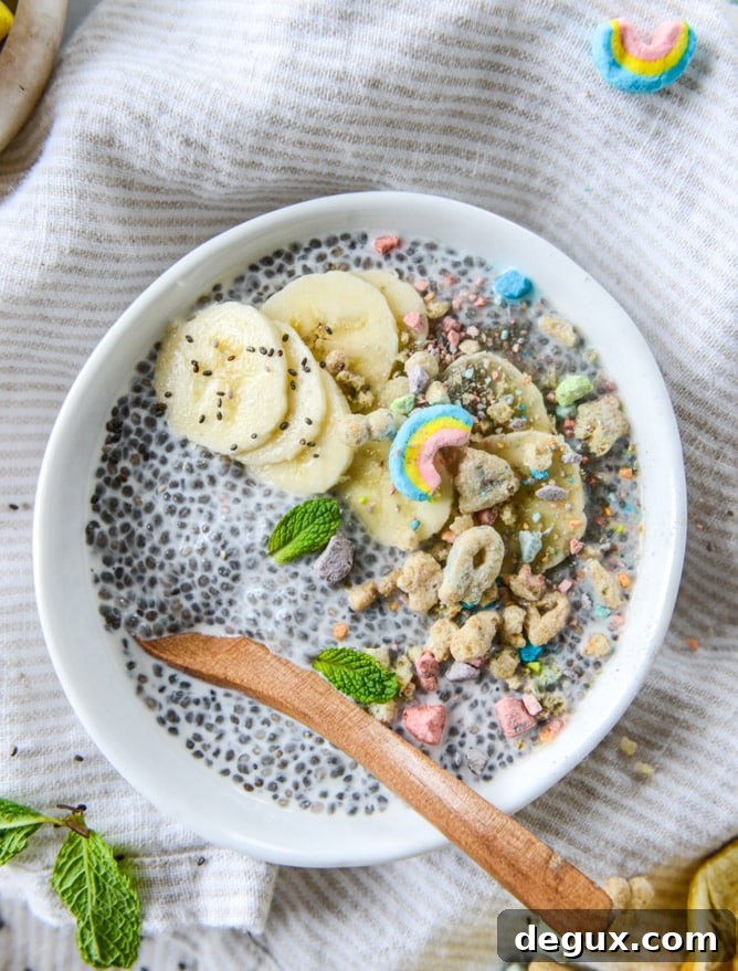 Cereal Milk Chia Pudding with Lucky Charms Crumble 9 cereal milk chia pudding with lucky charms crumbs I howsweeteats.com