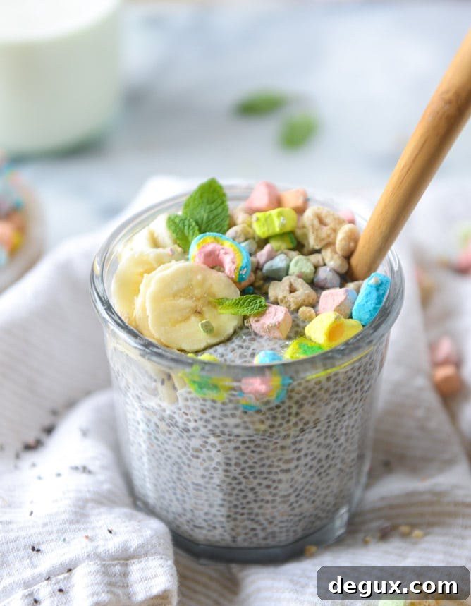 Cereal Milk Chia Pudding with Lucky Charms Crumble 10 cereal milk chia pudding with lucky charms crumbs I howsweeteats.com