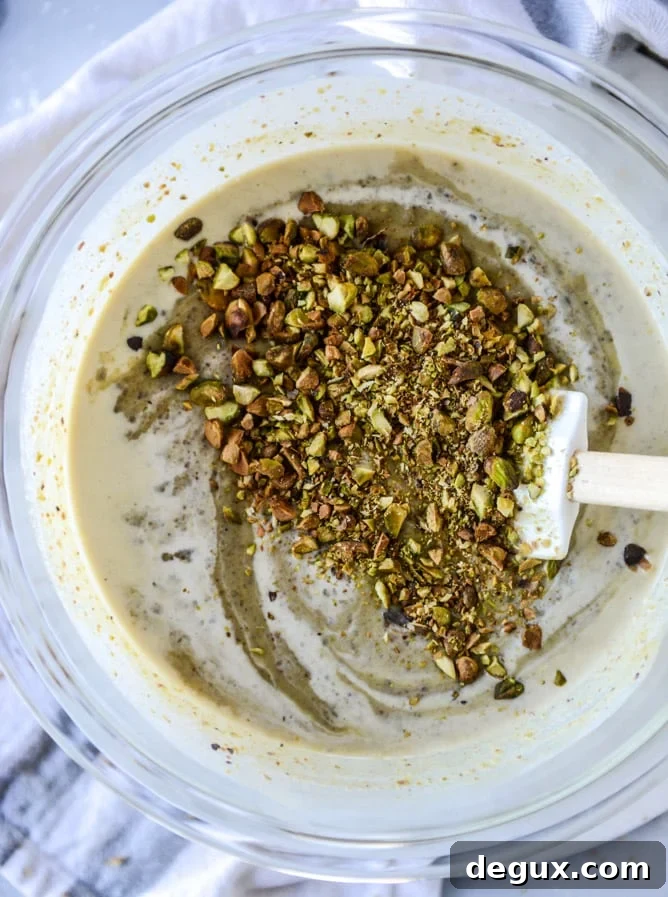 Pistachio Ice Cream with Nutella Fudge Swirls 3 pistachio ice cream with nutella fudge swirls by @howsweeteats I howsweeteats.com