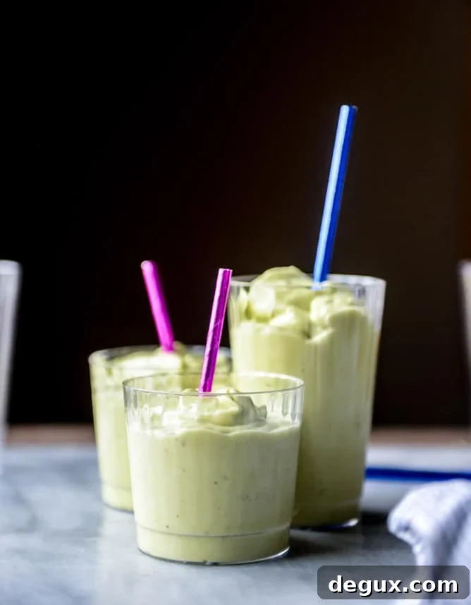 avocado smoothie I howsweeteats.com-1-2