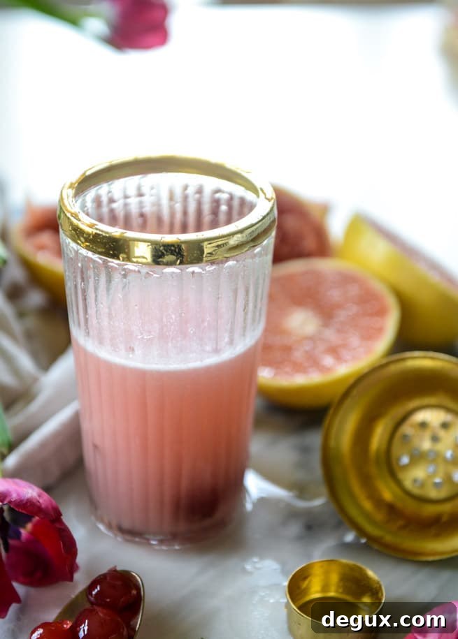 grapefruit daiqiuris I howsweeteats.com