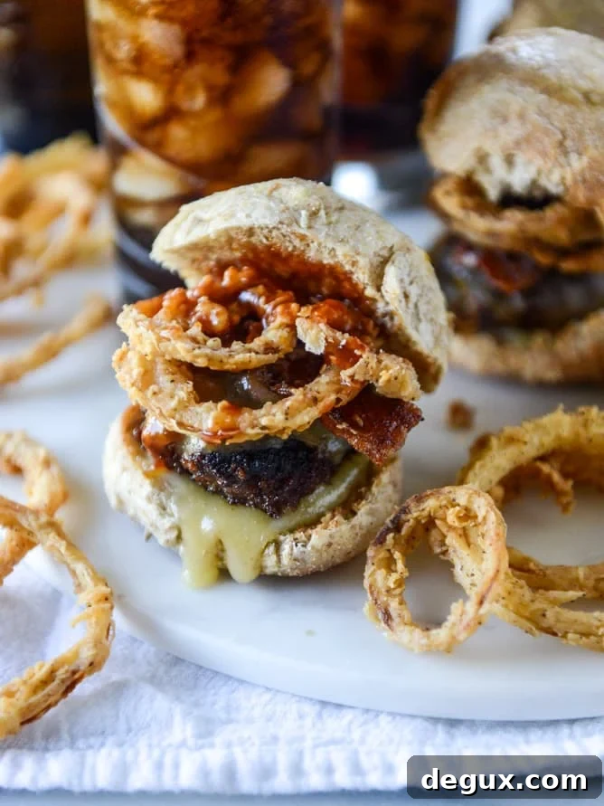 meatloaf sliders I howsweeteats.com