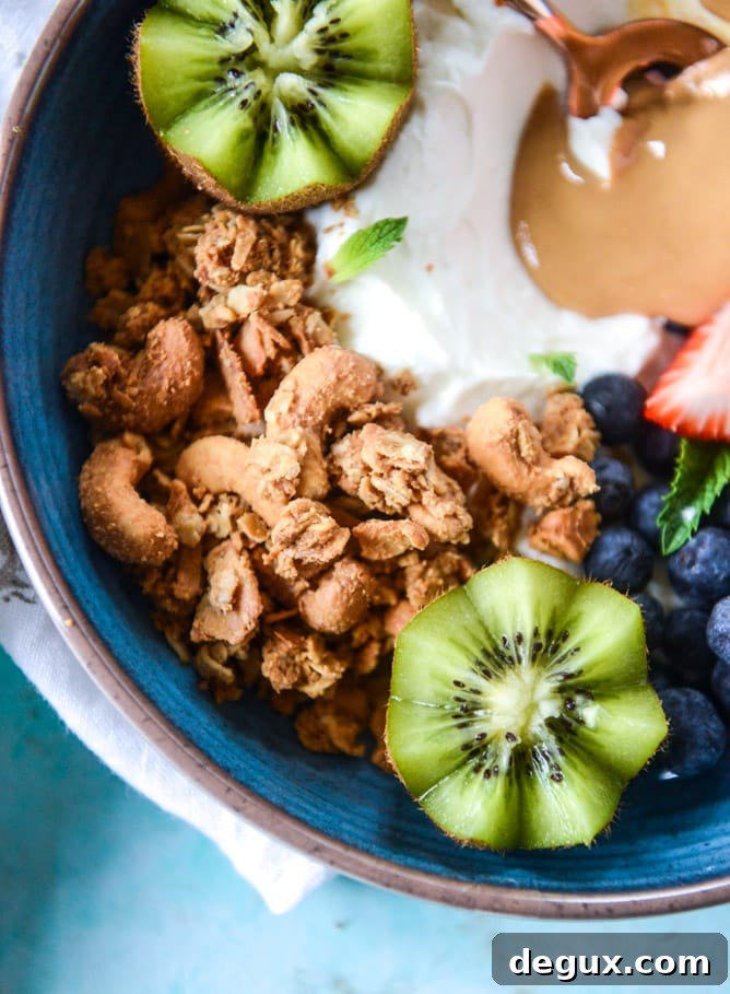 cashew butter granola I howsweeteats.com