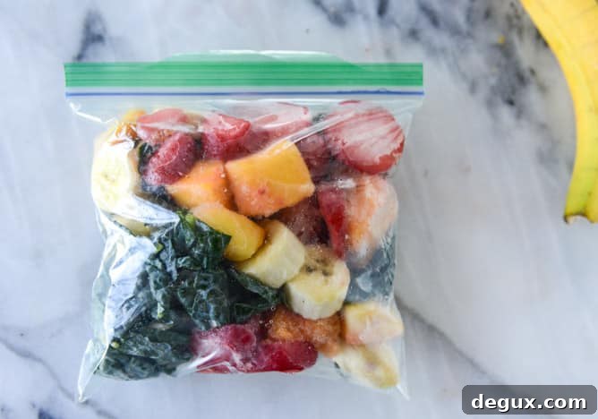 Make-Ahead Smoothie Packs: Meal Prep Tips and Recipes 5 meal prep: how to make smoothie packs for the week ahead I howsweeteats.com