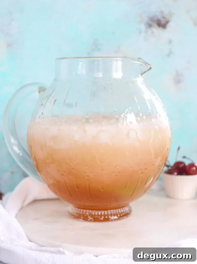 amaretto bourbon punch I howsweeteats.com