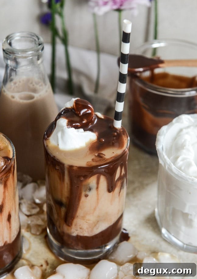 Chocolate Milk Iced Mochas: Creamy Chilled Mocha Recipes 2 chocolate milk iced mochas I howsweeteats.com