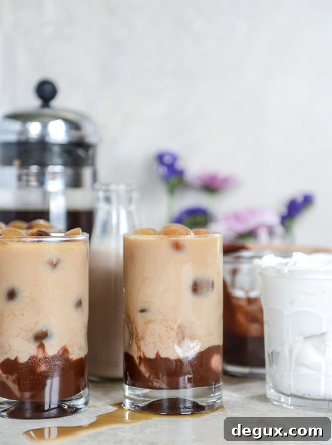 Chocolate Milk Iced Mochas: Creamy Chilled Mocha Recipes 6 chocolate milk iced mochas I howsweeteats.com