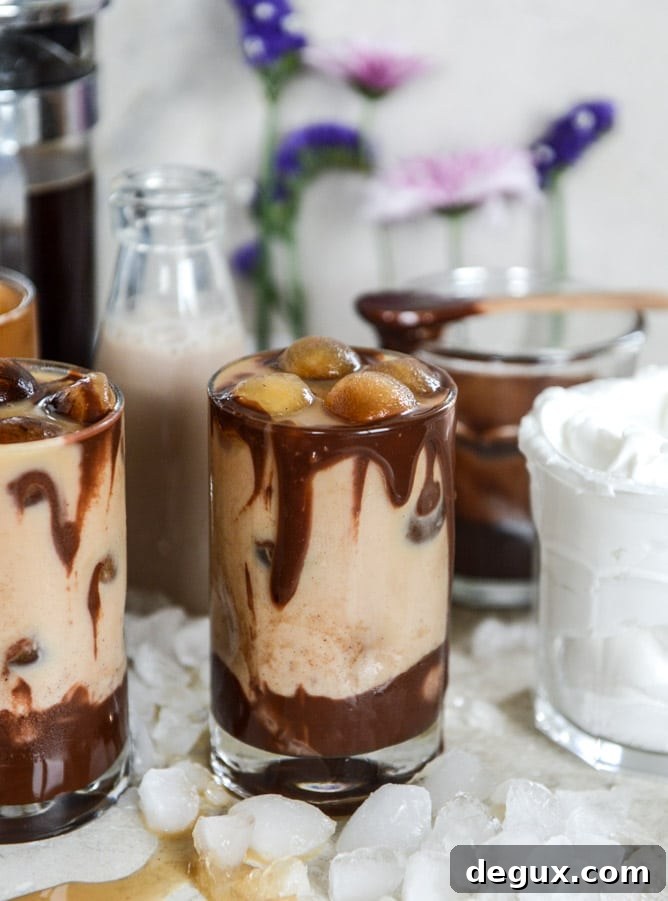 Chocolate Milk Iced Mochas: Creamy Chilled Mocha Recipes 10 chocolate milk iced mochas I howsweeteats.com