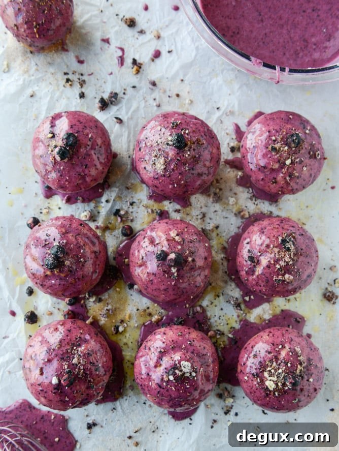 blueberry glazed doughnut muffins I howsweeteats.com