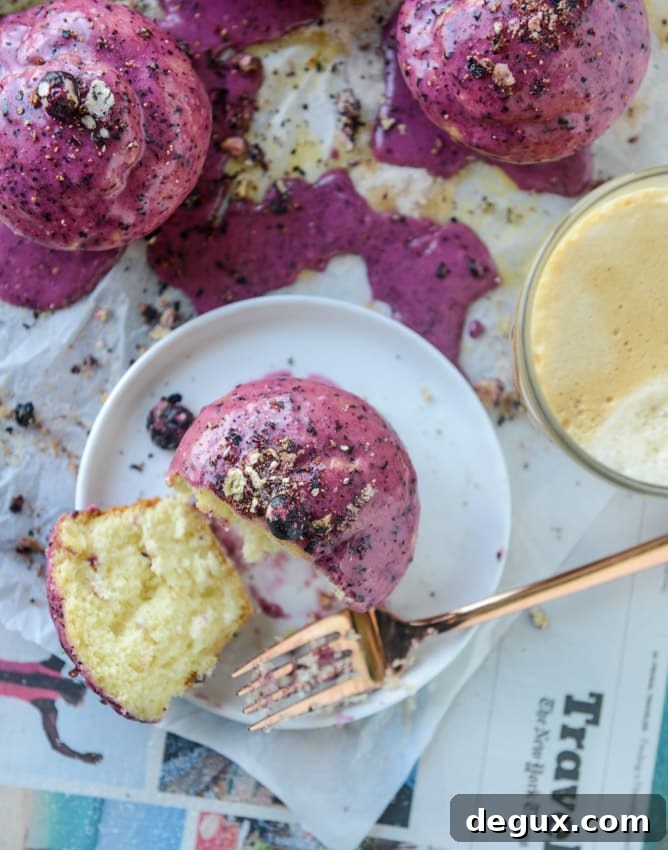 blueberry glazed doughnut muffins I howsweeteats.com