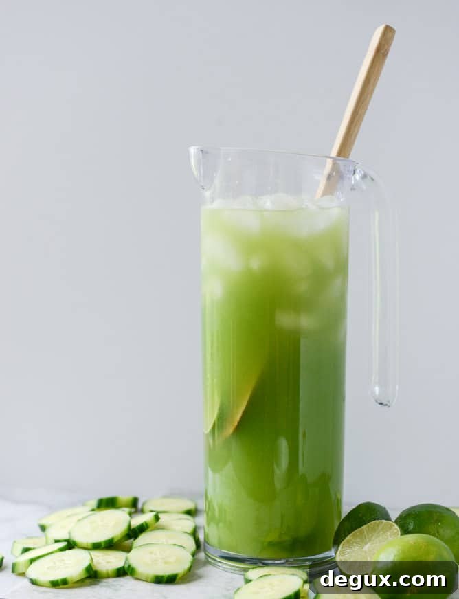 cucumber vodka soda I howsweeteats.com