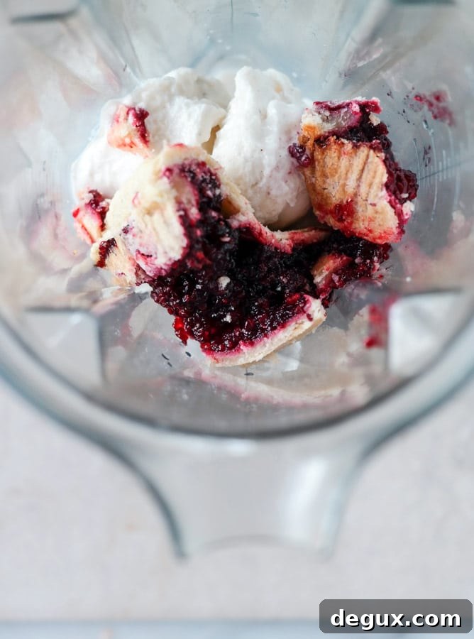 Black Raspberry Fudge Pie Milkshakes: Decadent Seasonal Recipe 4 black raspberry pie milkshake with black raspberry ganache I howsweeteats.com