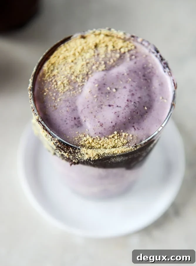 Black Raspberry Fudge Pie Milkshakes: Decadent Seasonal Recipe 5 black raspberry pie milkshake with black raspberry ganache I howsweeteats.com