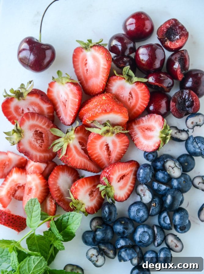 Acai Waffle Sundae Recipe: Fresh Berry & Honey Drizzle 3 acai waffle sundae I howsweeteats.com