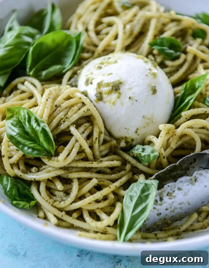 Bucatini with Creamy Burrata and Fresh Pesto 5 pesto pasta with burrata I howsweeteats.com