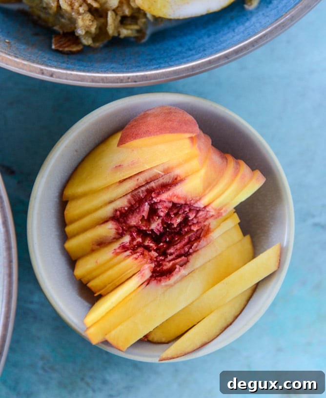 baked peaches and cream oatmeal I howsweeteats.com