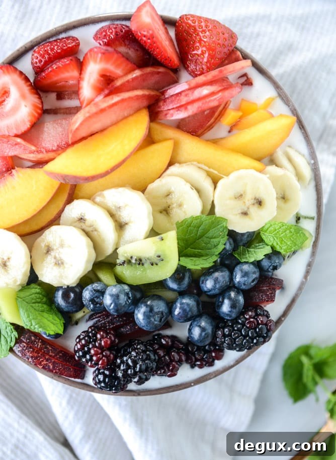 rainbow coconut smoothie bowls by @howsweeteats I howsweeteats.com