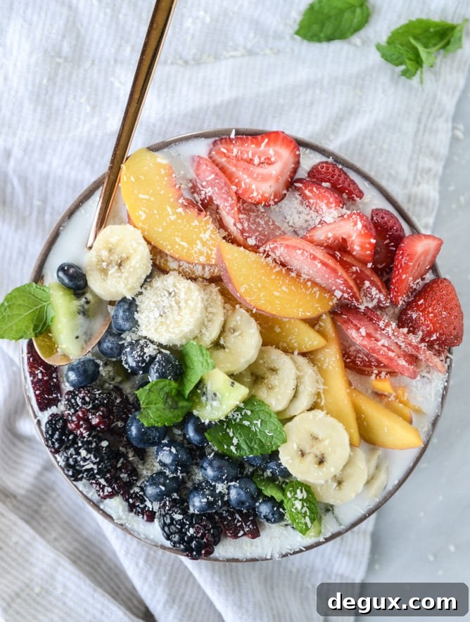 rainbow coconut smoothie bowls by @howsweeteats I howsweeteats.com