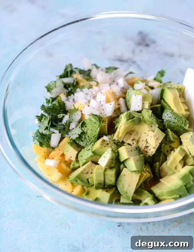 honey glazed chicken quesadillas with peach guacamole by @howsweeteats (in partnership with pernod classic) I howsweeteats.com 