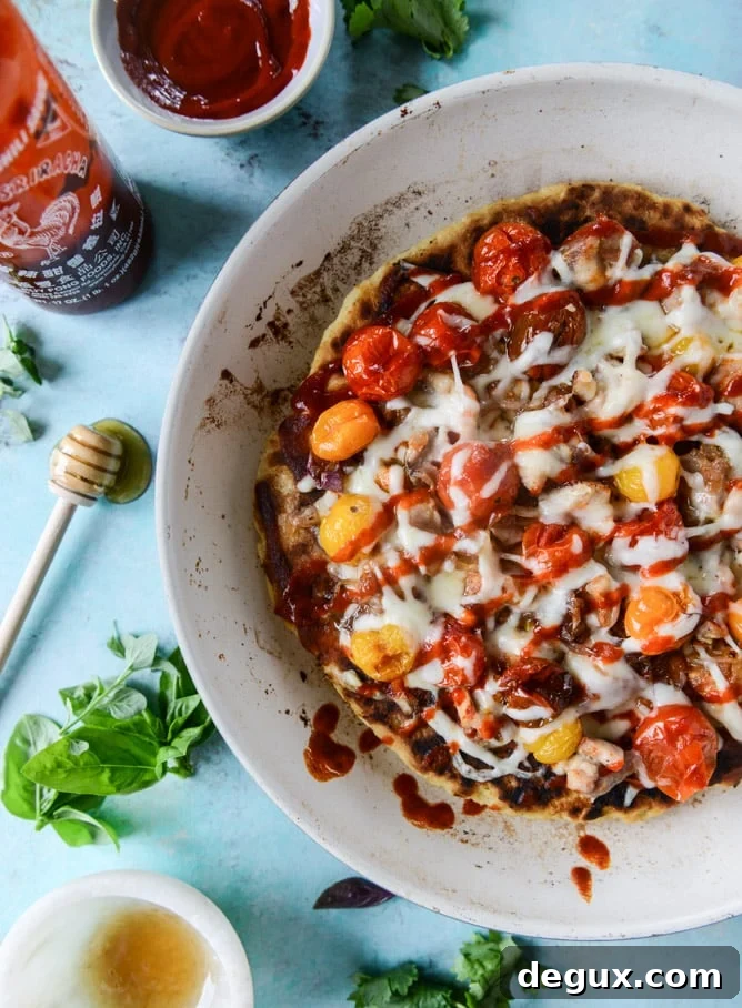 honey sriracha chicken flatbread I howsweeteats.com