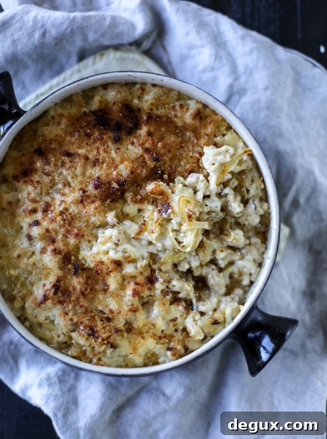 Gruyère Mac and Cheese with Sweet Caramelized Onions 2 gruyere mac and cheese with caramelized onions I howsweeteats.com