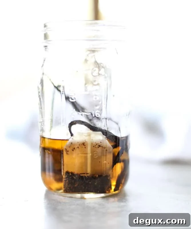 3 Bourbon Infusions You Can Make at Home 4 apple pie, chocolate orange and vanilla chai infused bourbon. make it for the holidays! it's the perfect homemade gift. I howsweeteats.com