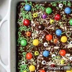 Halloween Chocolate Bark Brownies — Gooey Spooky Treats (Video) 8 img 47273 7