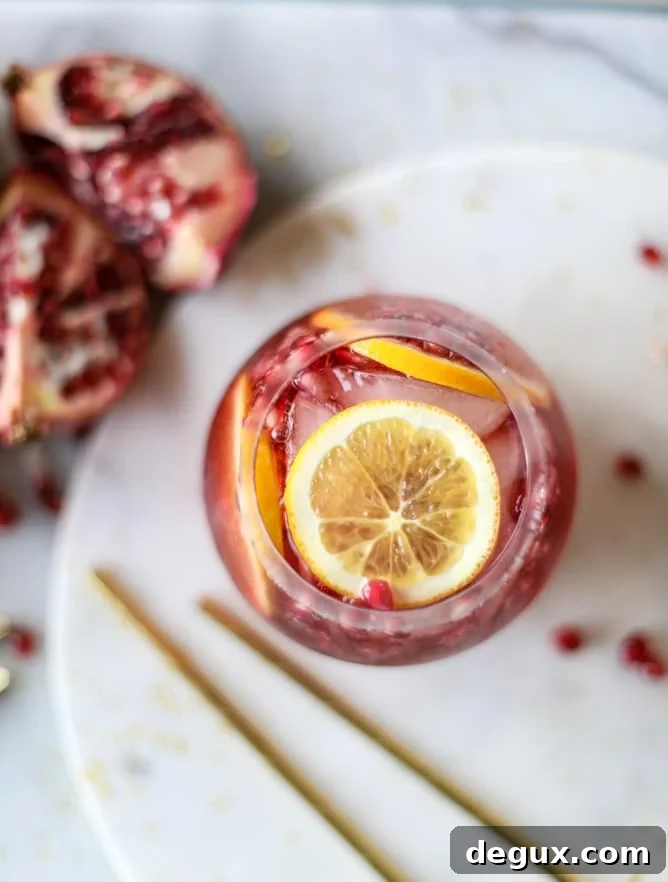 pomegranate orange punch I howsweeteats.com 