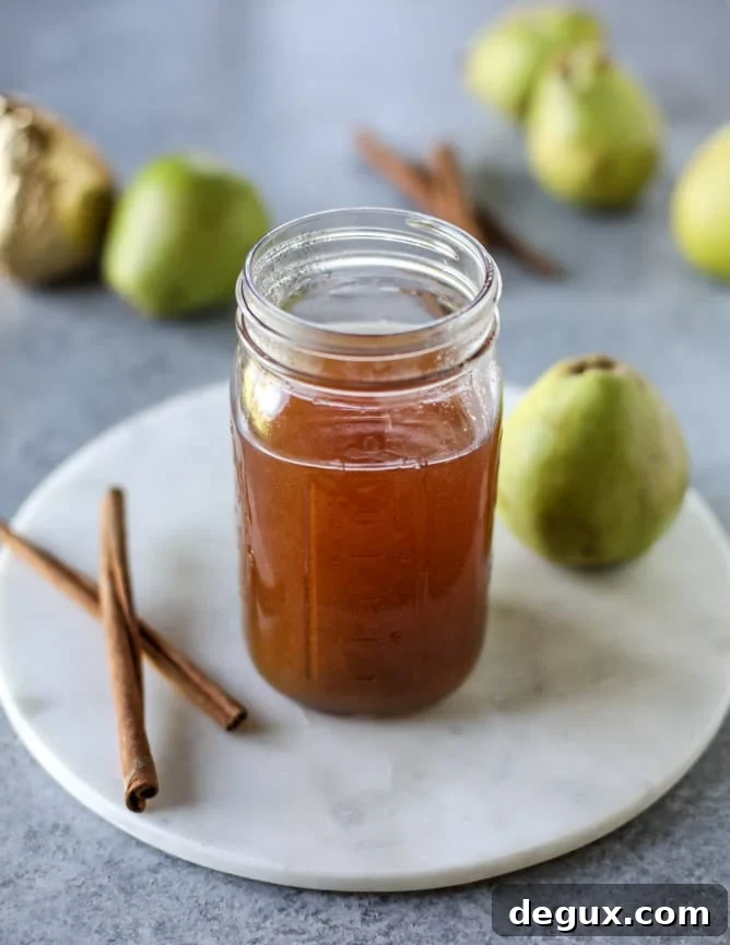 How to Make Pear Cider at Home: Simple Homemade Pear Cider Recipe 5 homemade pear cider I howsweeteats.com