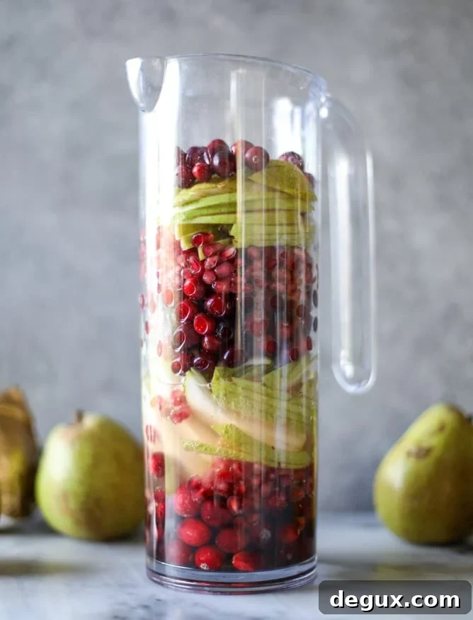 pear sangria I howsweeteats.com 