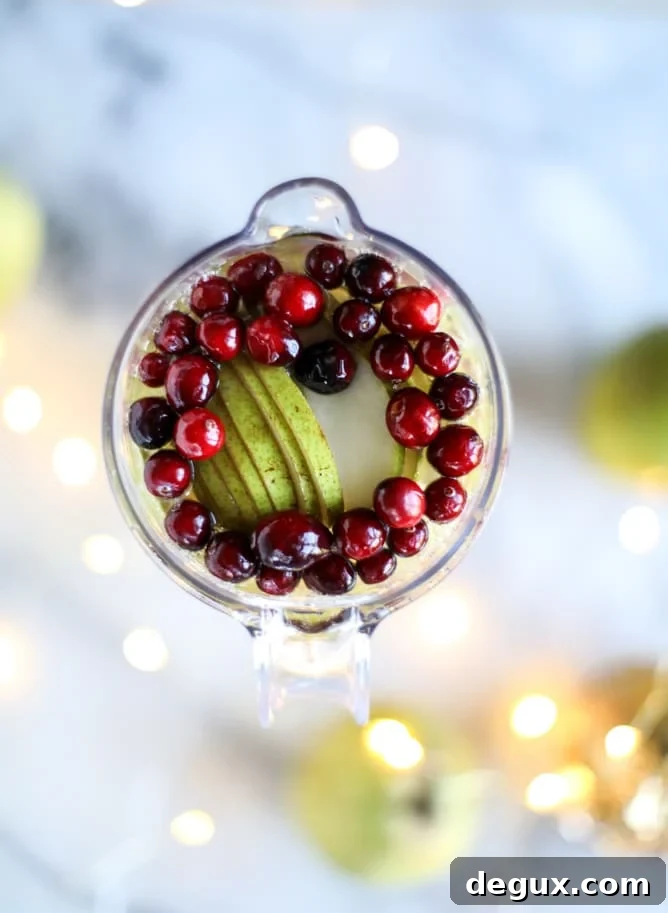 pear sangria I howsweeteats.com 