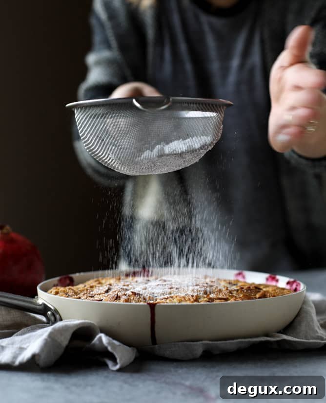 pomegranate vanilla skillet cobbler I howsweeteats.com 