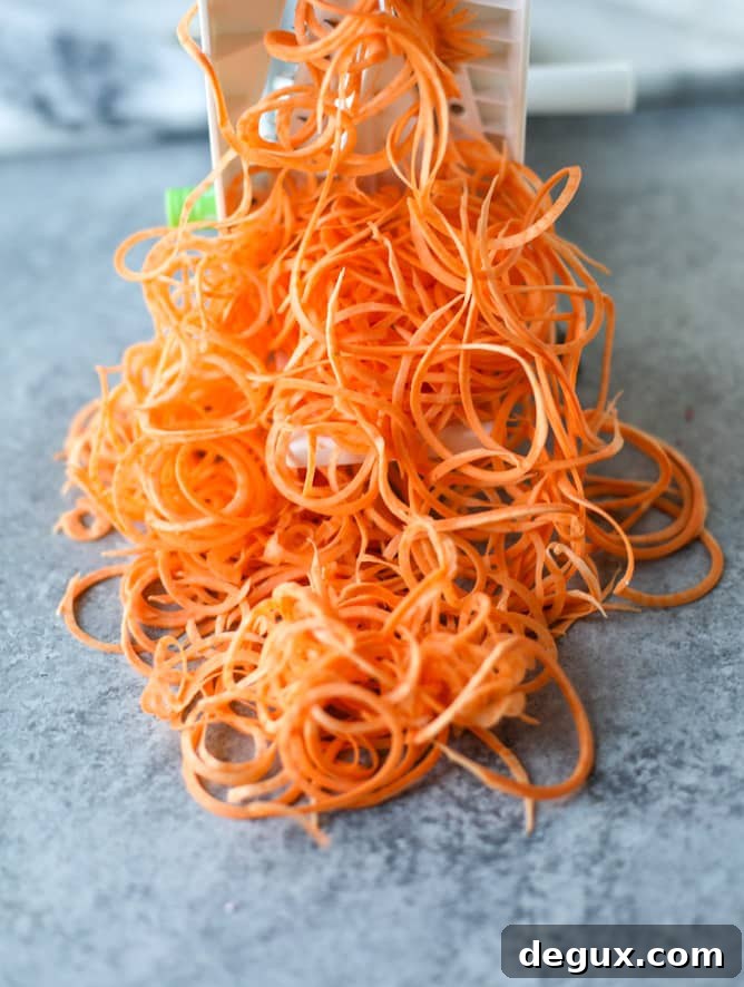 spiralized sweet potato, kale and bacon quiche I howsweeteats.com 