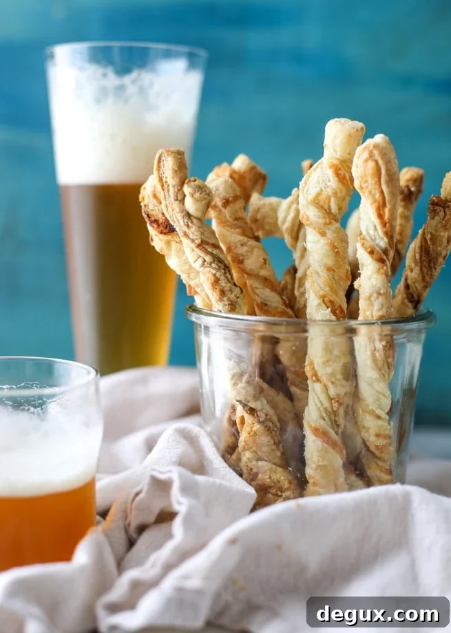 roasted garlic and sharp cheddar cheese straws I howsweeteats.com 